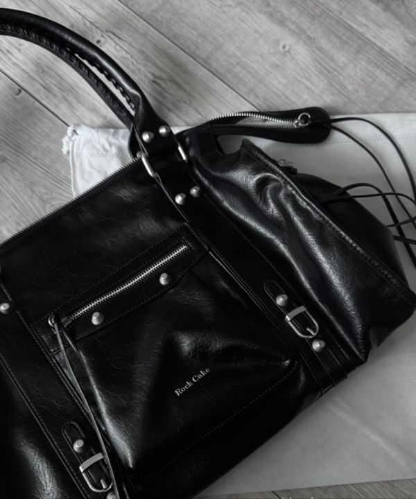 MUSINSA公式 | ROCKCAKE Big Diaz Bag - Black