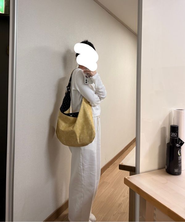 MUSINSA公式 | LETERIE BUCKLE REVERSIBLE SHOULDER BAG_4COLOR