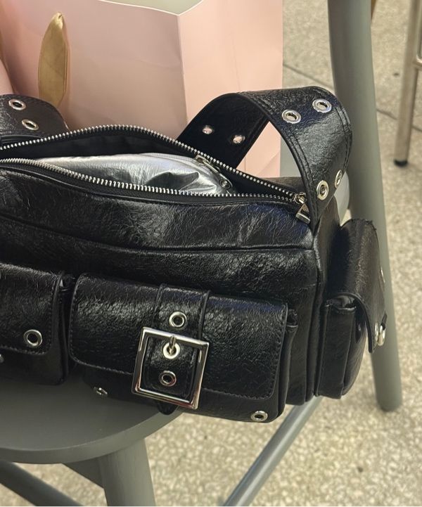 MUSINSA | BLACK PURPLE Mini Fortress Bag-Black