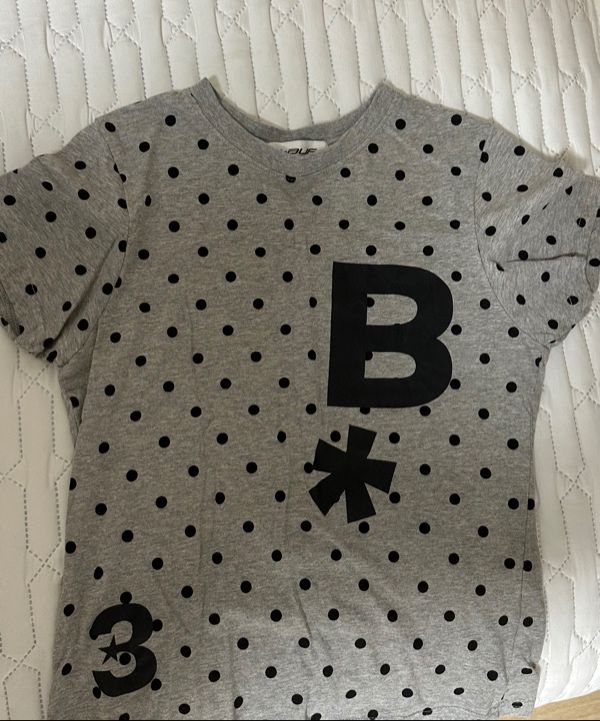 【BAUF】★韓国大人気★ B logo Slim Fit T-Shirts★追跡付★ MUSINSA公式 | BAUF B logo slim fit t-shirt [dot gray]