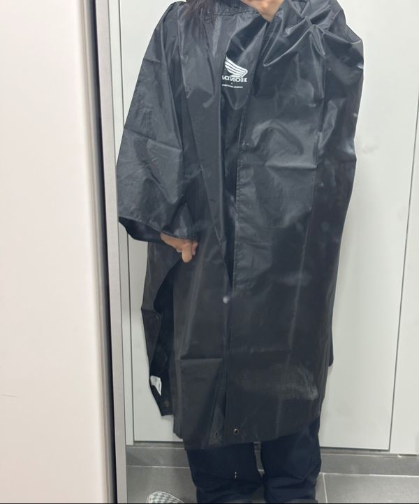 MUSINSA Honda Motorcycle Wing Logo Raincoat