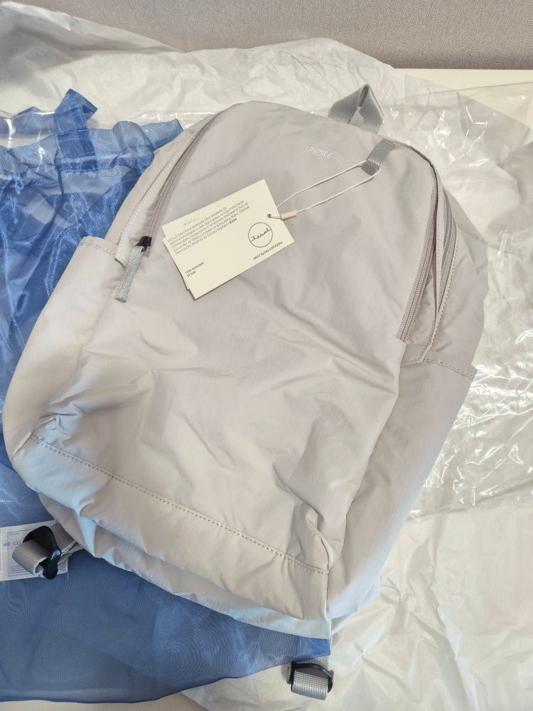 人気商品！【POTE】0002 HideSlot バックパック（マゼンタ） MUSINSA公式 | Pote 0002 HideSlot Classic Backpack AshMilk