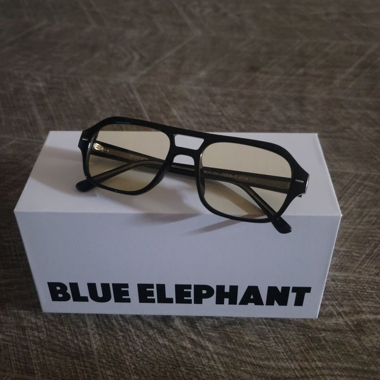 MUSINSA | BLUE ELEPHANT FERIK-S yellow tint