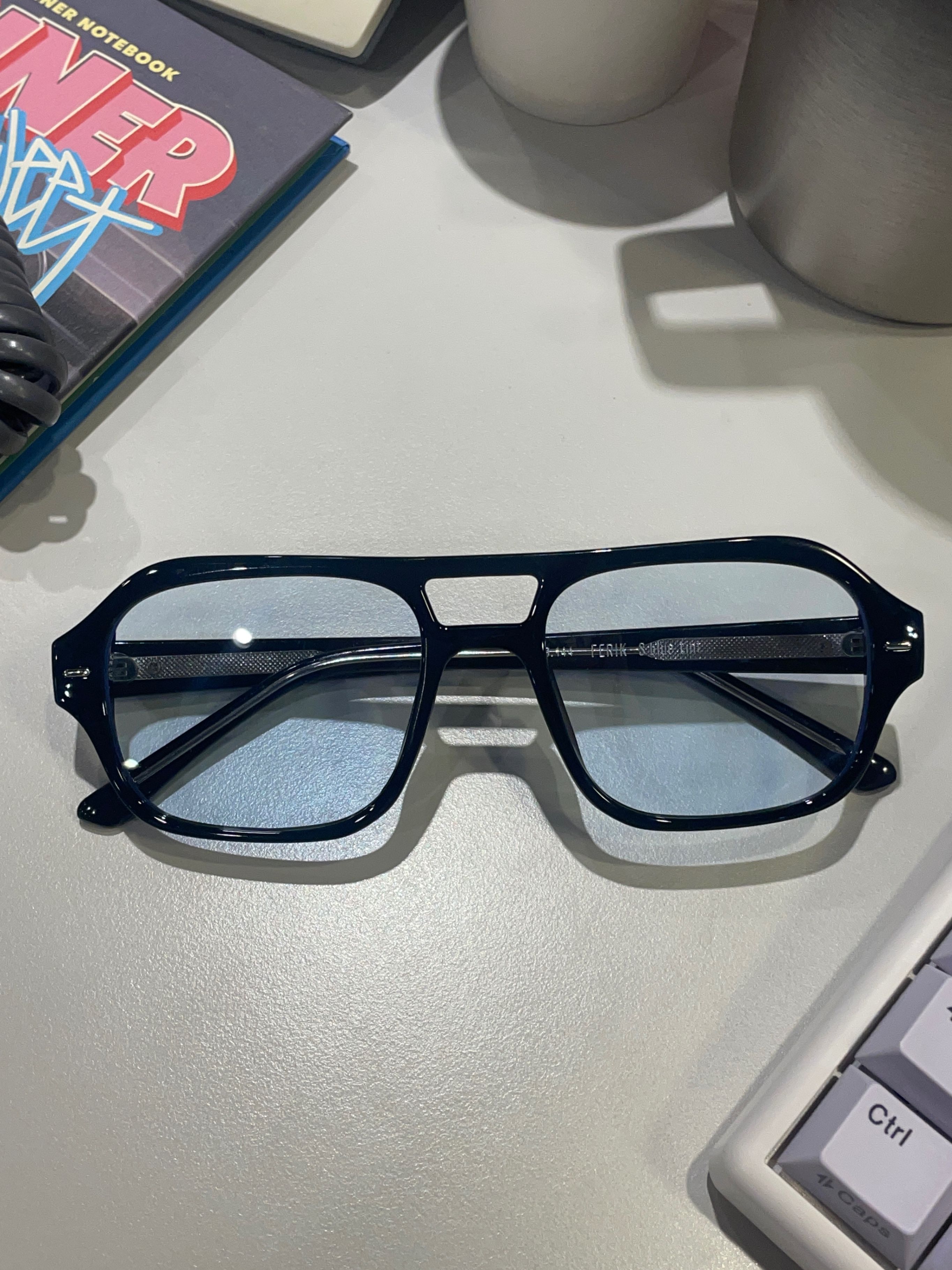 MUSINSA公式 | BLUE ELEPHANT FERIK-S blue tint