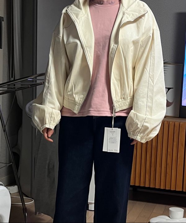 MUSINSA | MATIN KIM MATIN ROUGH COATING CROP BOMBER IN CREAM