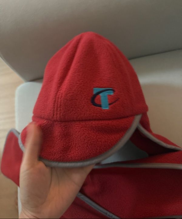 MUSINSA公式 | TEKET CT Fleece Muff Cap Red