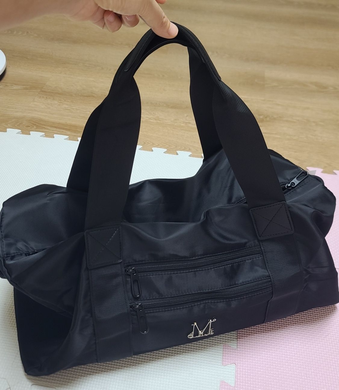 MUSINSA公式 | MUCENT Sabo Metal Logo Jim Boston Duffle Bag