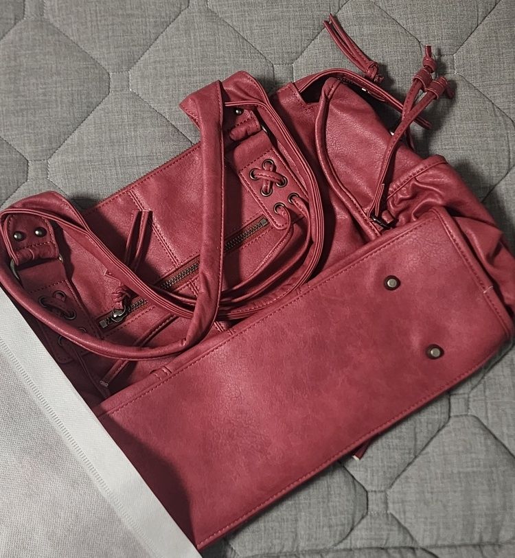 MUSINSA | FANCY CLUB Belted Washing Leather Bag (CHERRY RED) F25ZE990