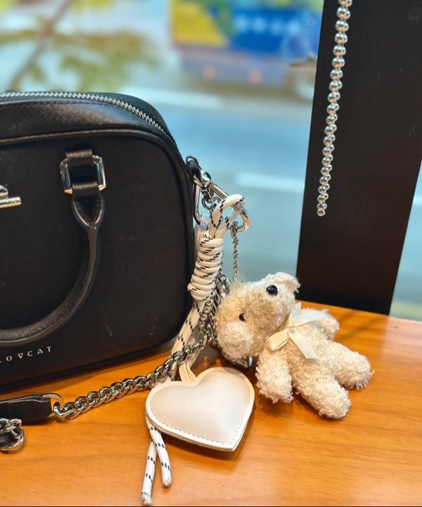 MUSINSA | THE GREEN LAB Puppy Heart Keychain [Ivory]