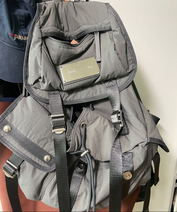 バッグ Matin Kim BUCKLE DETAIL BACK PACK BUCKLE DETAIL BACK PACK IN BLACK – Matin Kim