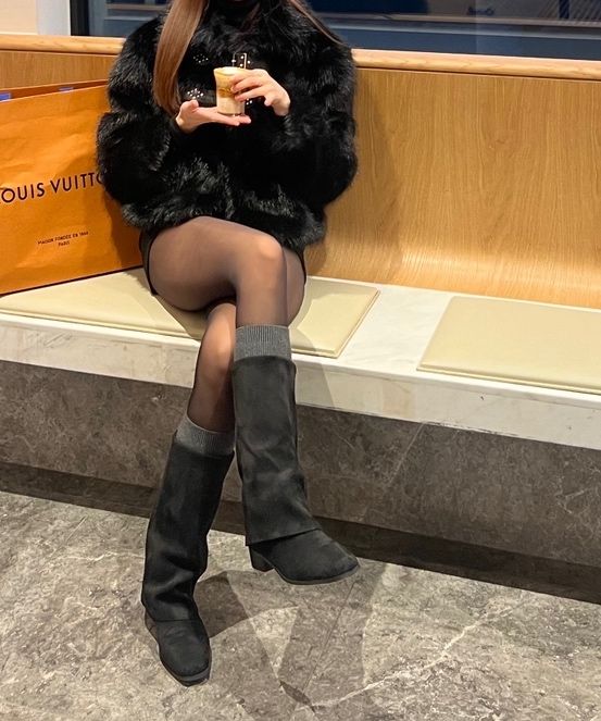 MUSINSA公式 | ILLIGO パピィショートファージャケットブラック