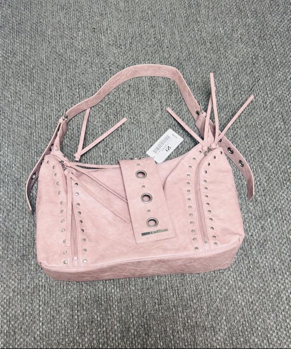 MUSINSA | ILLIGO Leaf Eyelet Big Shoulder Bag Pink