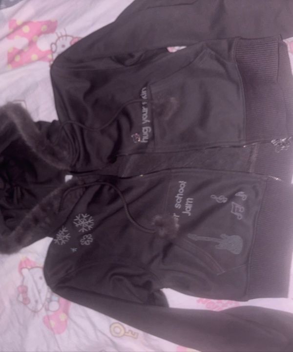 MUSINSA | HUG YOUR SKIN Hotfix fur hoodie zip-up (Charcoal)