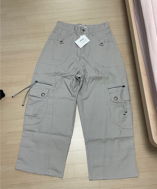 MUSINSA公式 | FANCY CLUB Cross Pocket Cargo Pants (PINK BEIGE