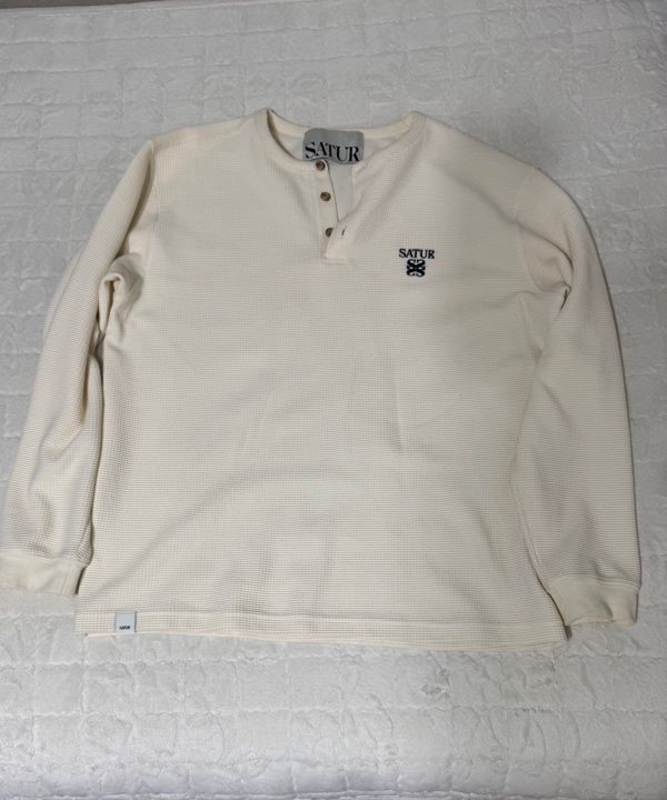 MUSINSA公式 | SATUR ワッフルヘンリーネックTシャツクリーム