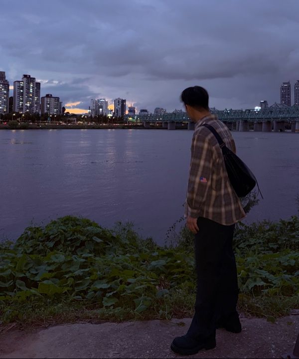 MUSINSA | COOR Ombre Flannel One-Pocket Check Shirt (Check Brown)