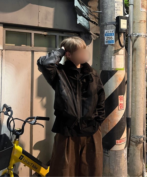 MUSINSA | COOR High-neck shearling mixed MA-1 jumper (dark brown)