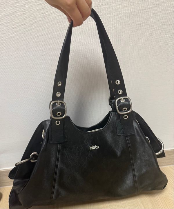 MUSINSA | HIETA Becky / Black