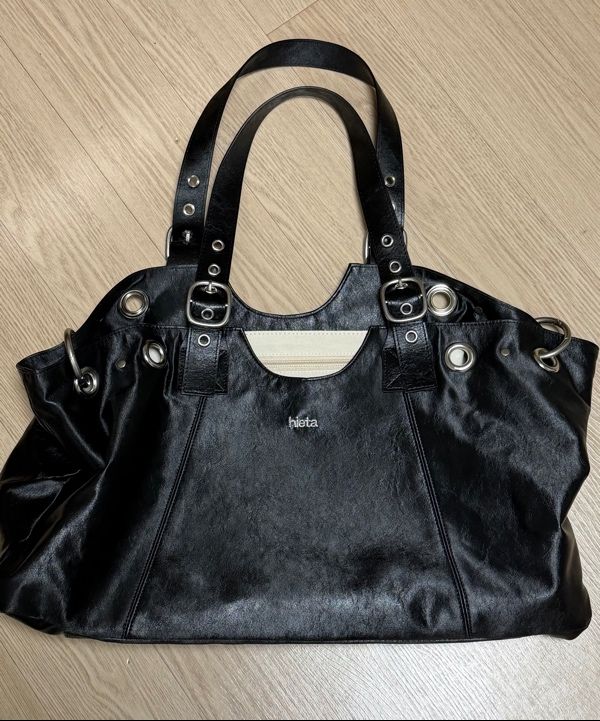MUSINSA | HIETA Becky / Black
