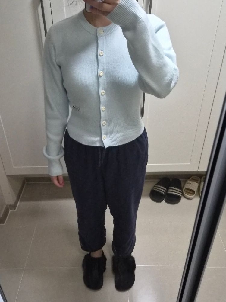 トップス ROSEFRANTZ Soft Nut Button Cardigan MUSINSA公式 | ROSÉ FRANTZ Soft Nut Button Cardigan [Sky Blue]