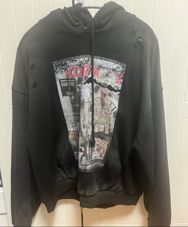 MUSINSA公式 | GRAILZ [GRAILZ x KOIN SEOUL] MAGAZINE DIRTY HOODIE