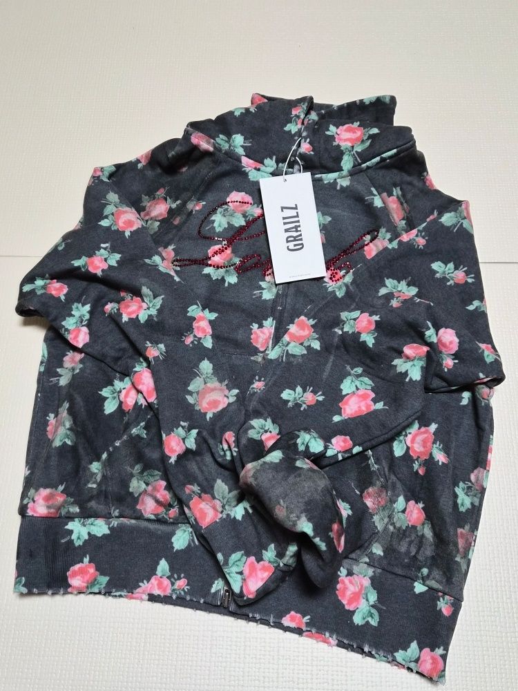 MUSINSA公式 | GRAILZ FLOWER DIRTY ZIP HOODIE [CHARCOAL]