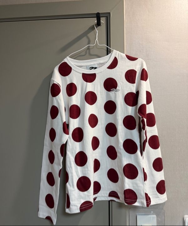 MUSINSA | TANSANMAGNESIUM Dot Pattern Long Sleeve (White/Red)