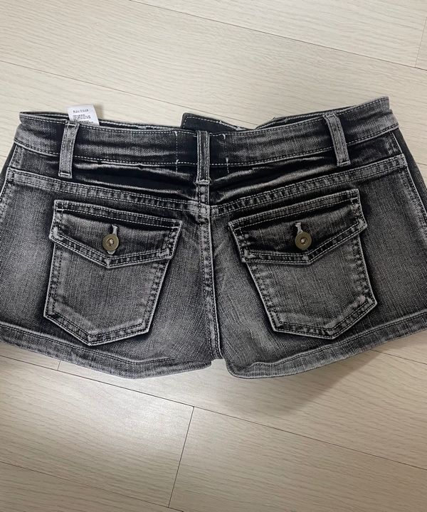 MUSINSA | GILAARCHIVE TATTOOED GRAPHIC DENIM SHORTS_GREY