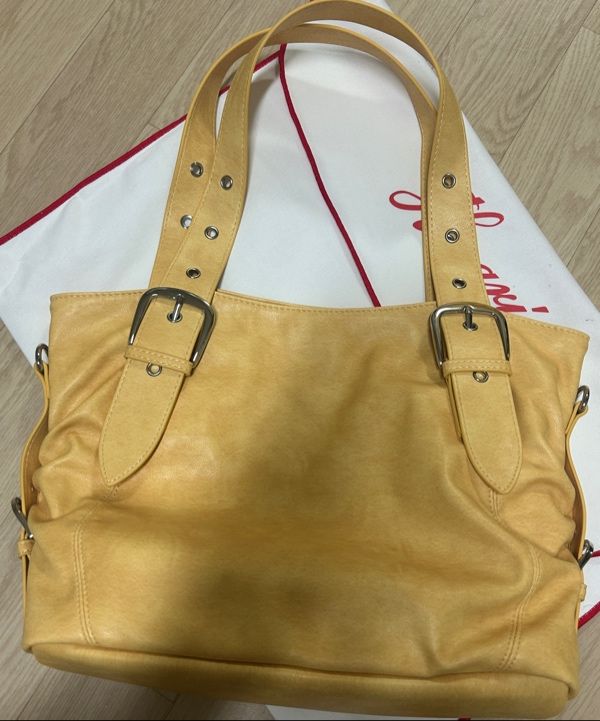 MUSINSA公式 | HEEARI ビビバックルショルダーバッグ_バターイエロー