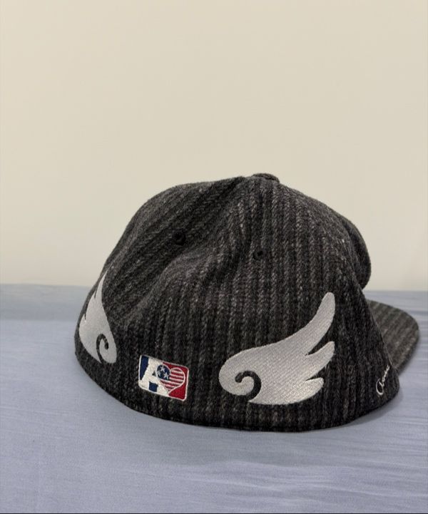 MUSINSA公式 | AEAE AE SYMBOL STRIPE ANGEL WING CAP [BLACK]