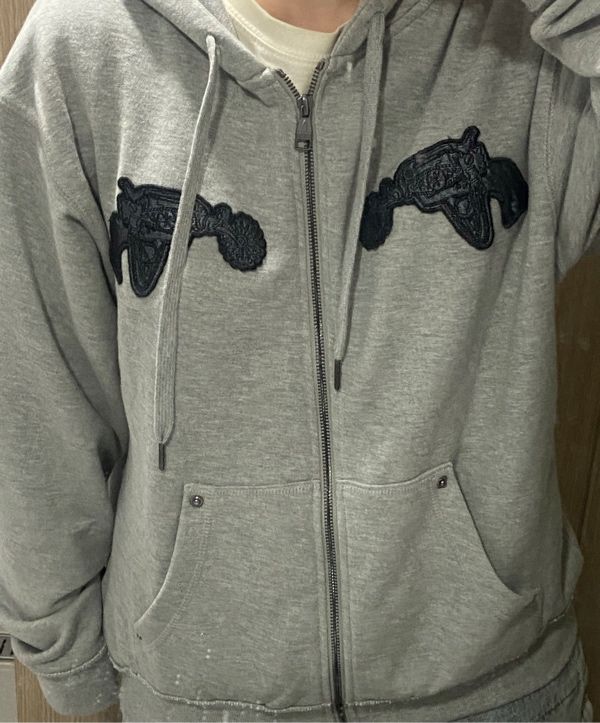 MUSINSA | AAKAM Gun Wappen Zip-Up Hoodie (Gray)