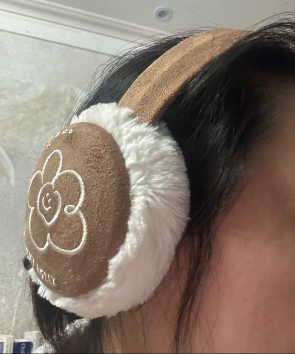 MUSINSA公式 | WACKY WILLY ウィメンズリリーニットイヤーマフブラウン