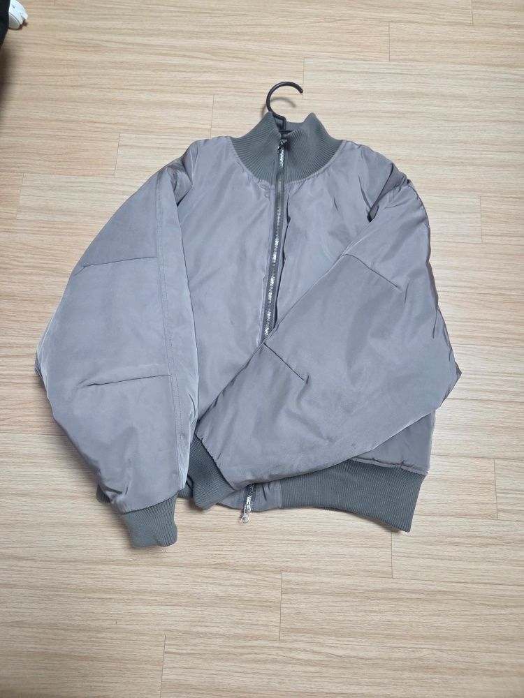 MUSINSA公式 | MOO ハイネッククロップボンバージャケット - グレー