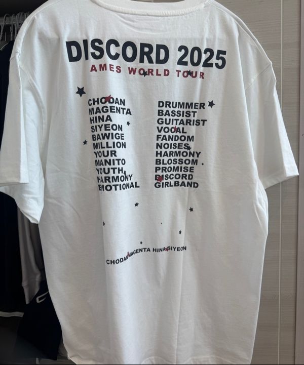 MUSINSA | AMES-WORLDWIDE QWER WORLD TOUR TEE WHITE