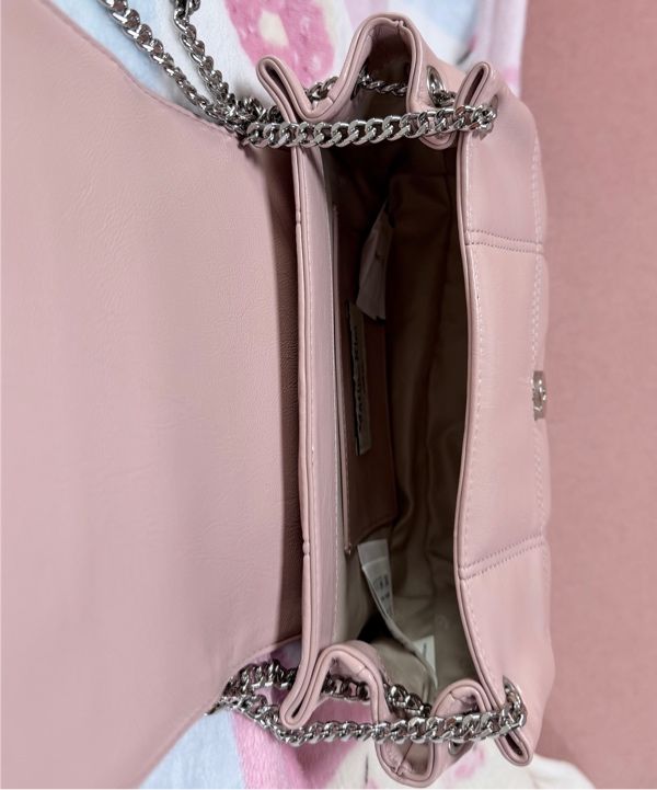 MUSINSA公式 | MATIN KIM GLOSSY QUILTING SMALL CHAIN BAG IN PINK