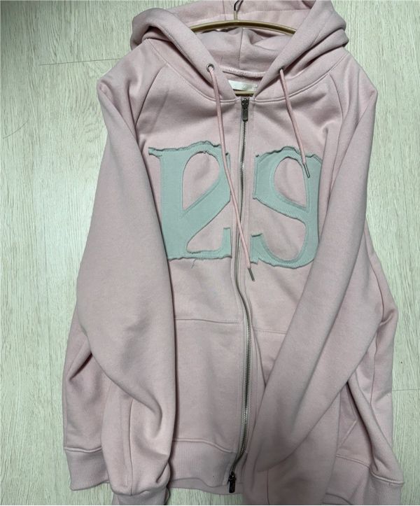 MUSINSA | ILLIGO 129 Logo Patch Hoodie Zip-Up Light Pink