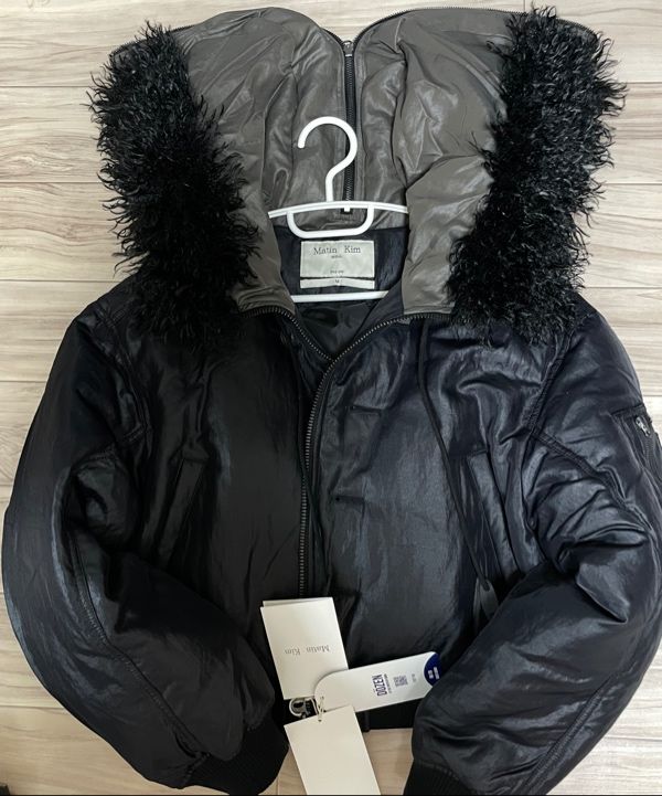 matin kim ファージャケット FUR JUMPER ファージャンパー MUSINSA | MATIN KIM FUR HOODY BOMBER DOWN JUMPER IN BLACK