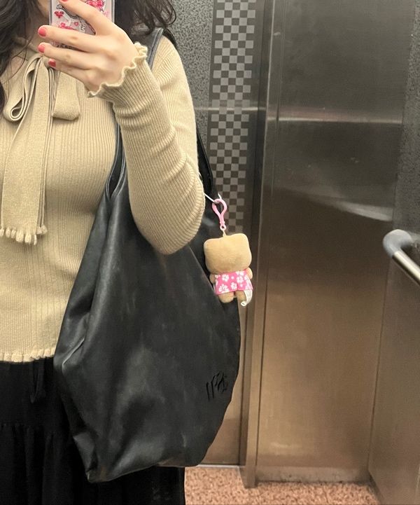 MUSINSA | ASON LUX CRACK BIG BAG