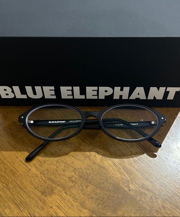 MUSINSA | BLUE ELEPHANT MIMI black