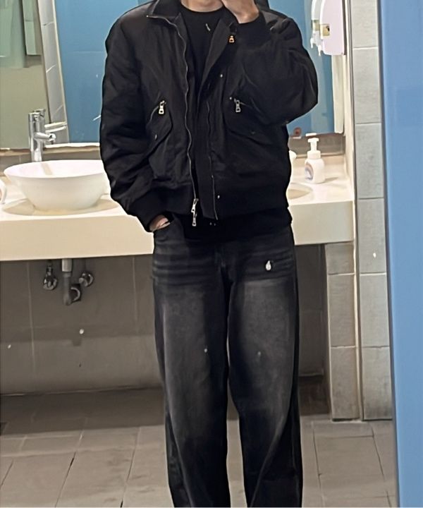 MUSINSA公式 | DANDEL DD cropped studded MA-1 jacket (BLACK)