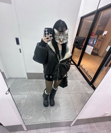 MUSINSA公式 | VOONT Eyelet Reversible Fur Leather Jacket (BLACK)