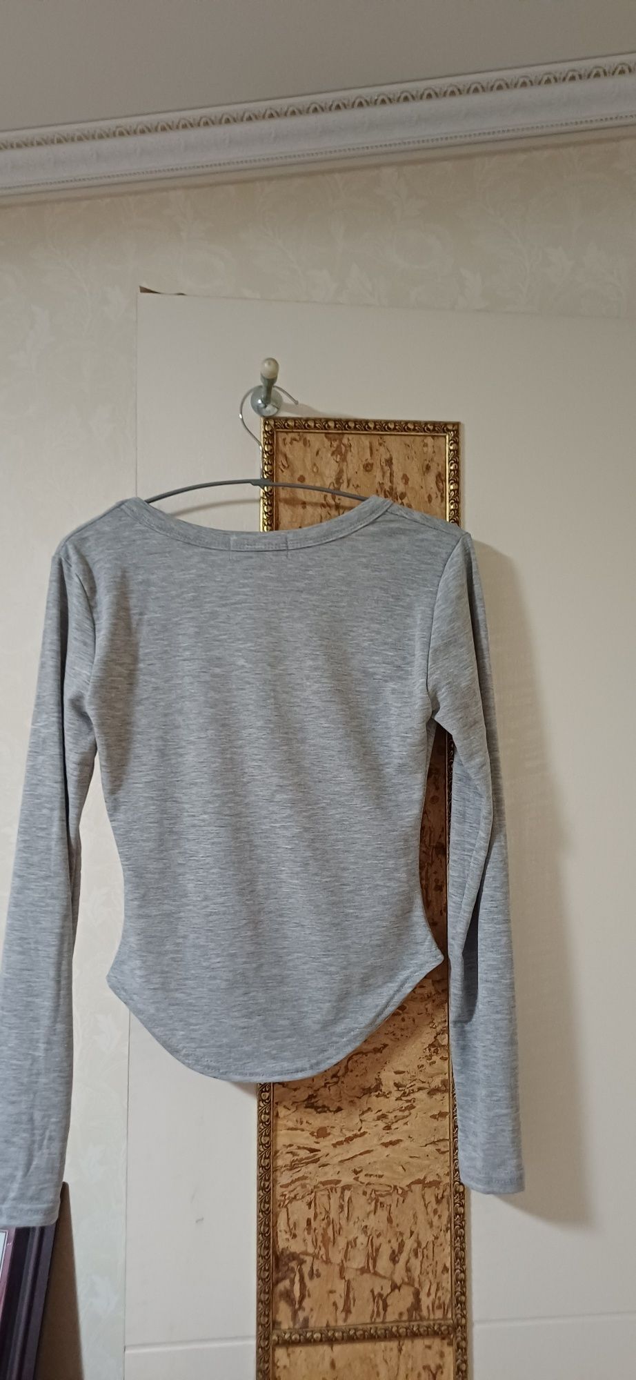 MUSINSA公式 | MUCENT シエラヒョピハートUネックローリング長袖T