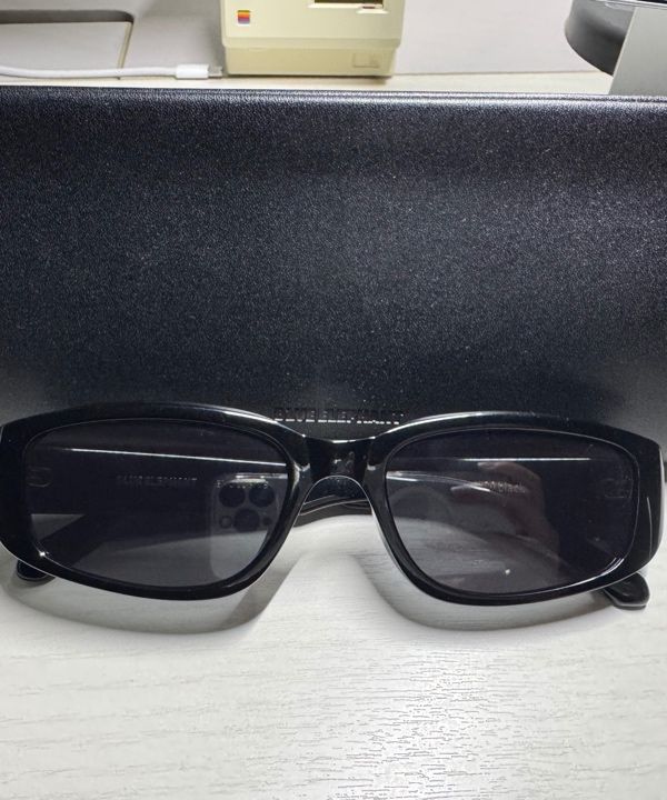 MUSINSA | BLUE ELEPHANT VIRO black