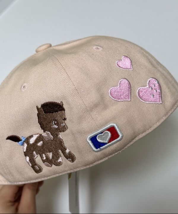 MUSINSA公式 | THEMUSEUMVISITOR PONY EMBROIDERY CAP (PINK)