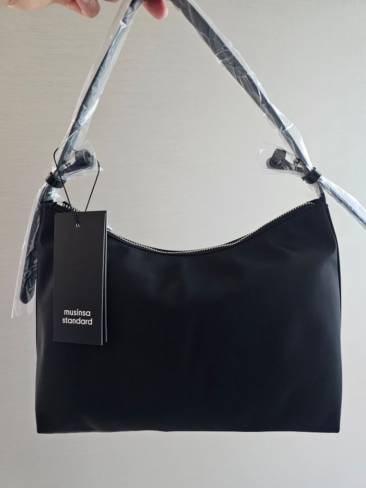 MUSINSA公式 | MUSINSA STANDARD WOMAN ウィメンズナイロンホーボー