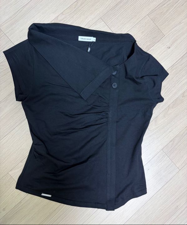 MUSINSA | MISEKI SEOUL Folding collar shirring top BLACK