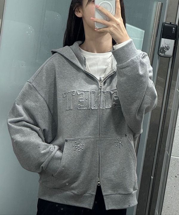 MUSINSA公式 | DEINET APPLIQUE STUD HOODED ZIP-UP IN MELANGE GREY