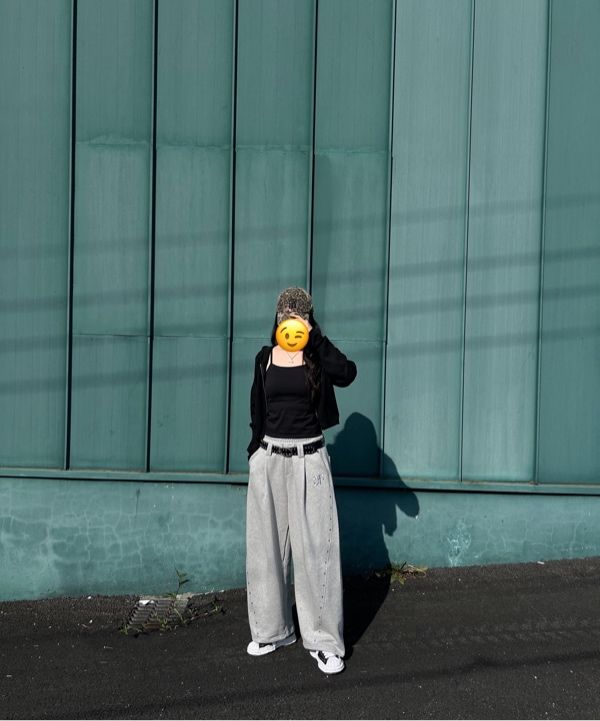 MUSINSA公式 | KHAKIPOINT Steel Stud Sweat Pants (gray)