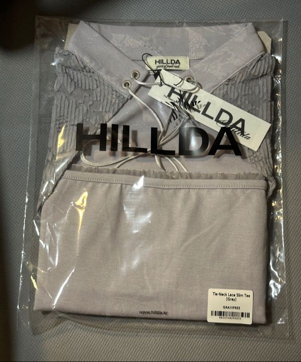 MUSINSA公式 | HILLDA タイネックレーススリムT [グレー]