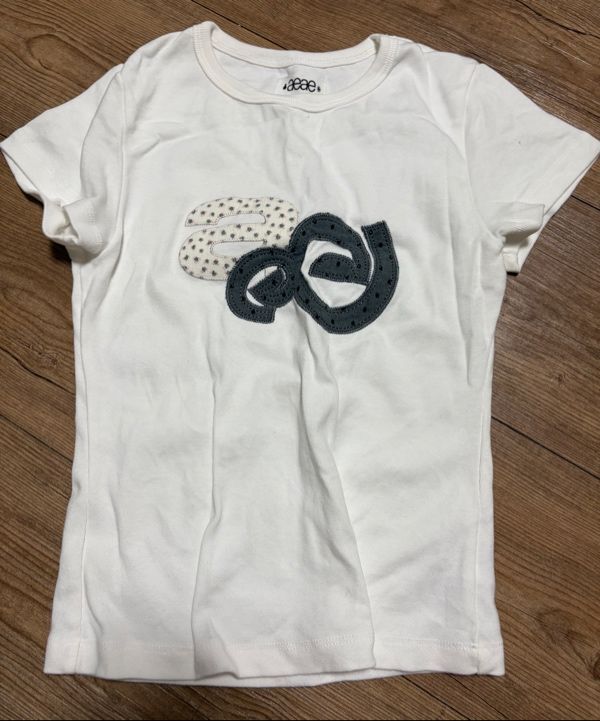 トップス MUSINSA aeae APPLIQUE FLOWER LOGO TEE MUSINSA公式 | AEAE APPLIQUE FLOWER LOGO TEE [WHITE]